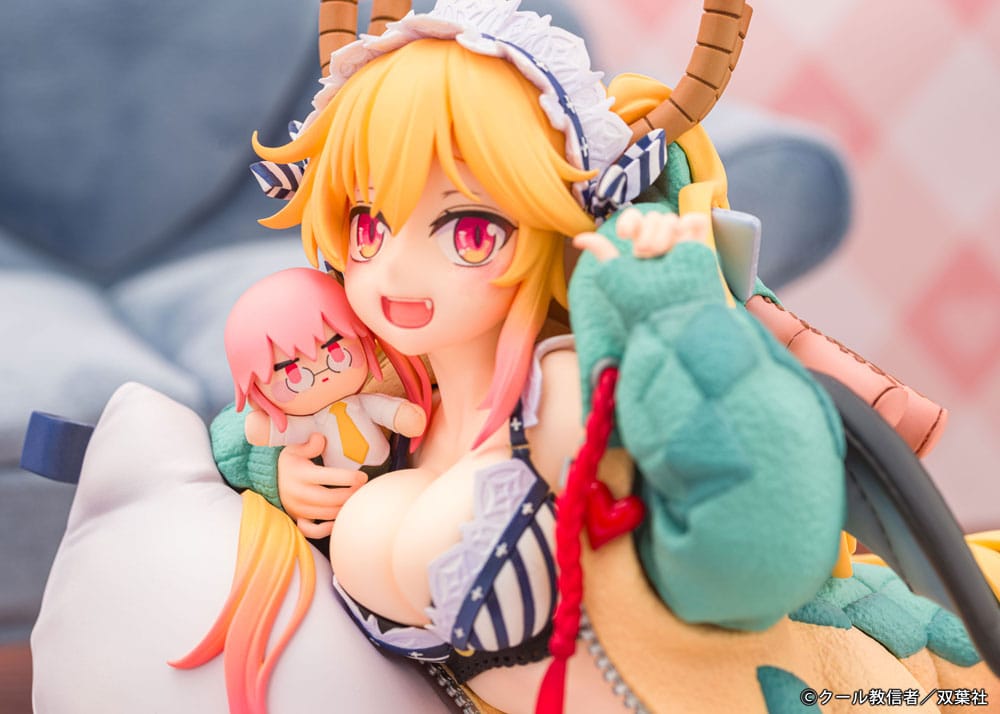 Miss Kobayashi's Dragon Maid PVC Statue 1/7 Tohru Dragon hoodie Ver. 15 cm Scalefiguren Yokina