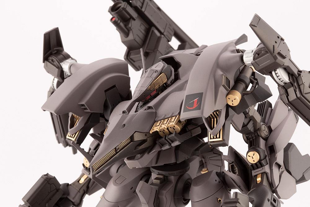 Armored Core 4 Plastic Model Kit 1/72 Rayleonard 03-Aaliyah Supplice Opening Ver. 18 cm Figmas Yokina