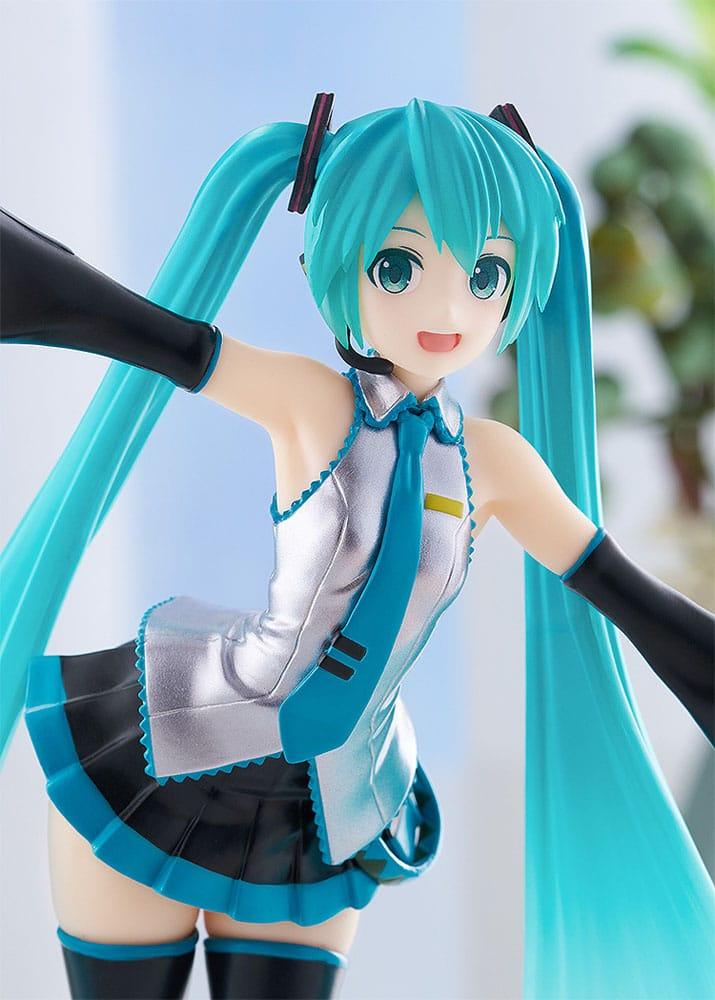 Character Vocal Series 01: Hatsune Miku Pop Up Parade PVC Statue Hatsune Miku: Translucent Color Ver. 17 cm Prizefiguren Yokina