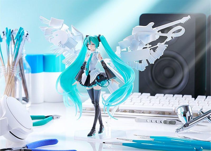 Character Vocal Series 01 Plamatea Plastic Model Kit Hatsune Miku 16 cm Figmas Yokina