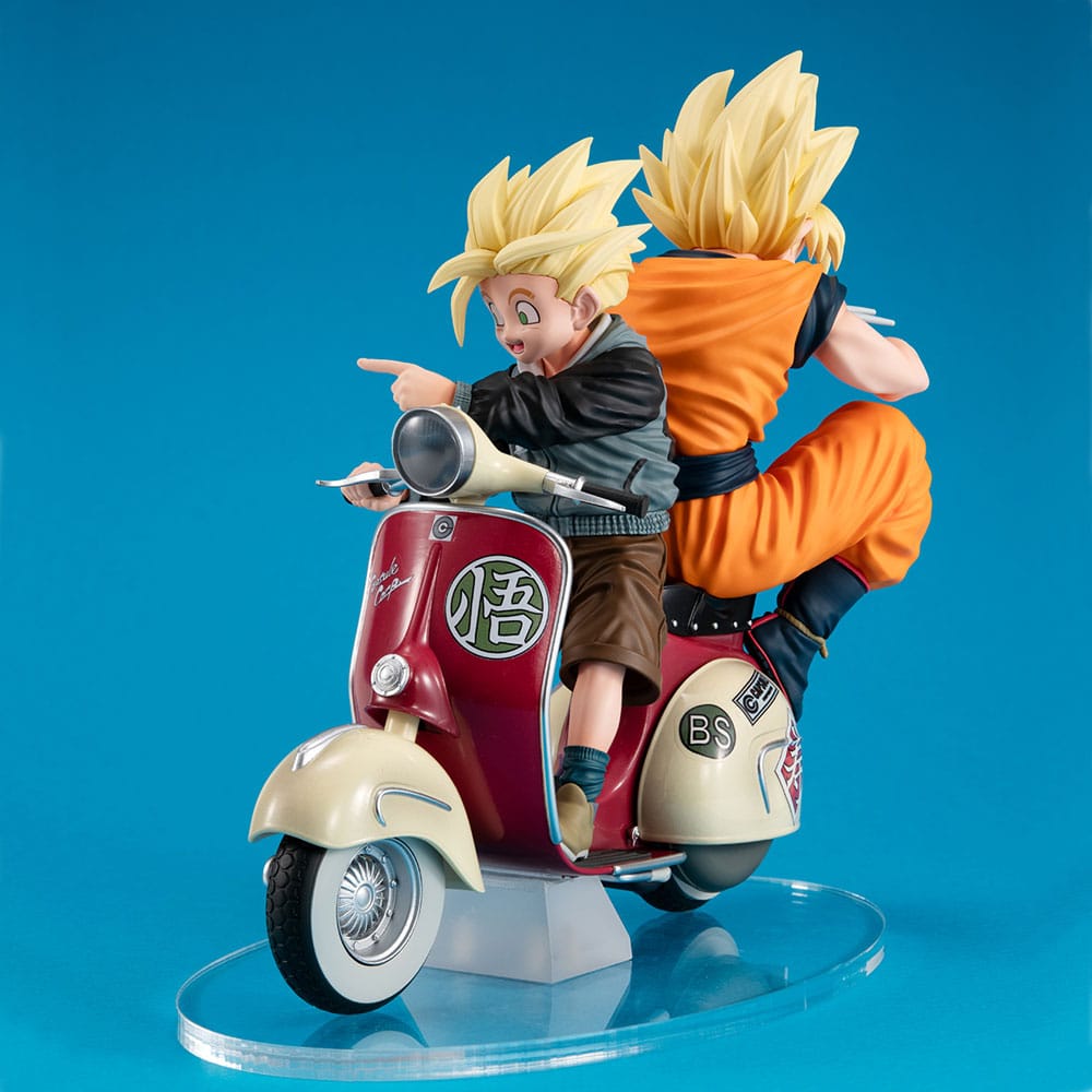 Dragonball Z 05 Desktop Real McCoy PVC Diorama Super Saiyan Son Goku & Super Saiyan Son Gohan & Motorbike 16 cm Prizefiguren Yokina