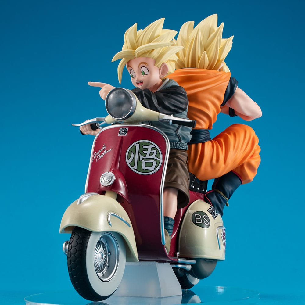 Dragonball Z 05 Desktop Real McCoy PVC Diorama Super Saiyan Son Goku & Super Saiyan Son Gohan & Motorbike 16 cm Prizefiguren Yokina