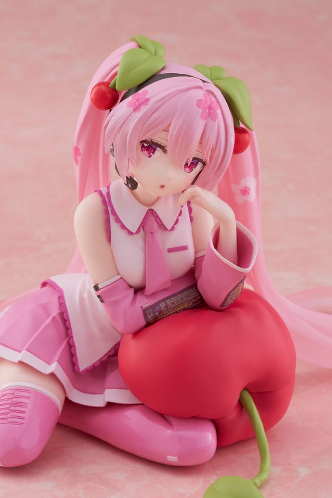 Hatsune Miku PVC Statue Desktop Cute Figure Sakura Miku Cherry Cushion Ver. 13 cm Prizefiguren Yokina