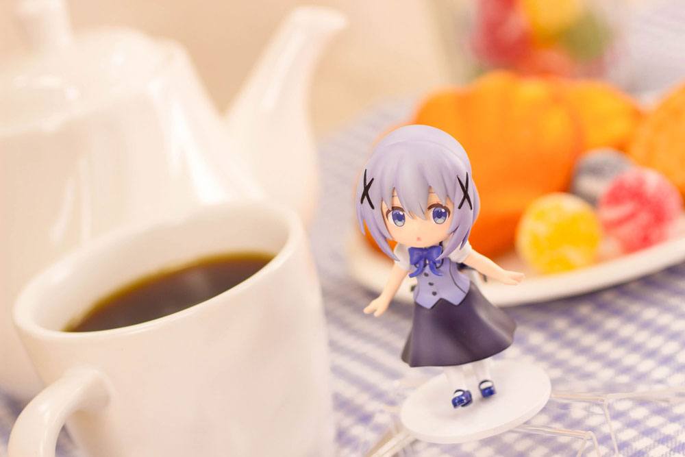 Is the Order a Rabbit Bloom PVC Statue Chino 6 cm Minifiguren Yokina
