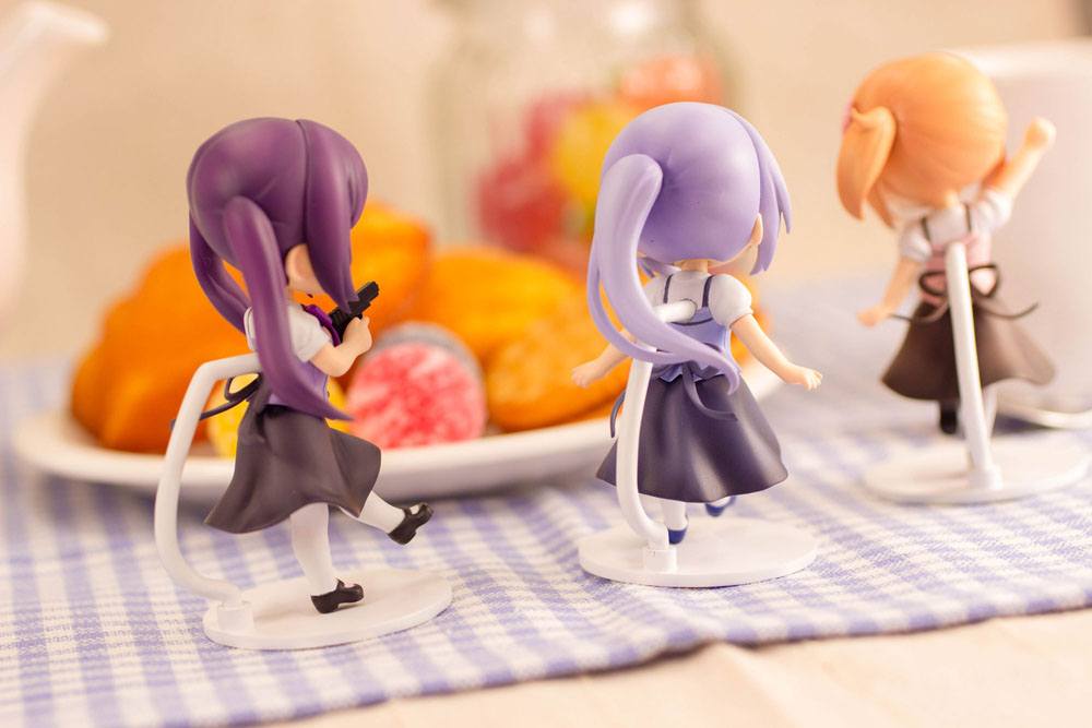 Is the Order a Rabbit Bloom PVC Statue Chino 6 cm Minifiguren Yokina