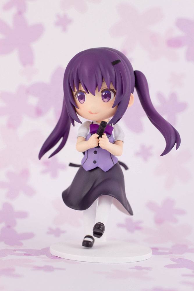 Is the Order a Rabbit Bloom PVC Statue Rize 6 cm Minifiguren Yokina