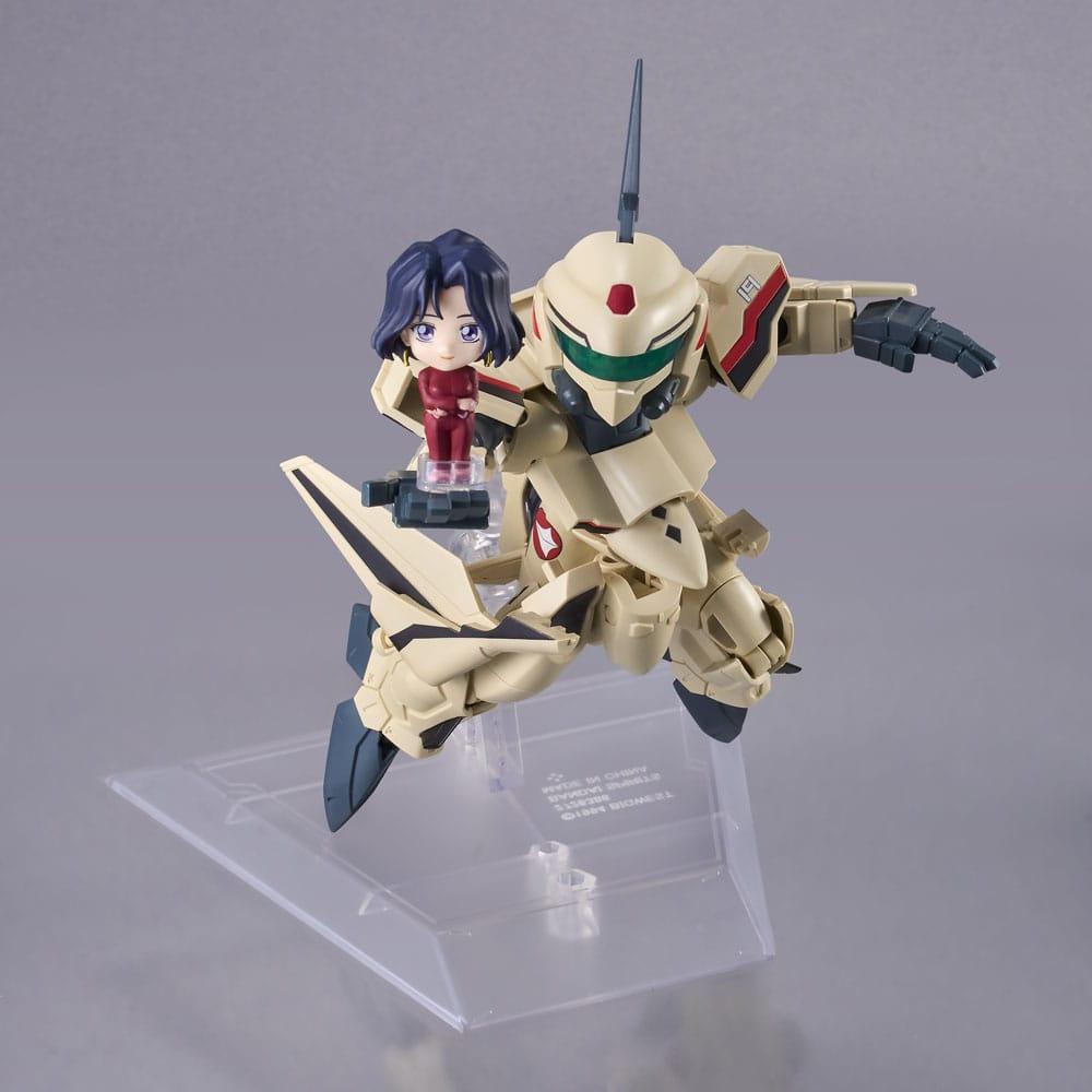 Macross Plus Tiny Session Fahrzeug mit Actionfigur YF-19 (Isamu Alva Dyson Use) with Myung Fang Love 11 cm Figmas Yokina