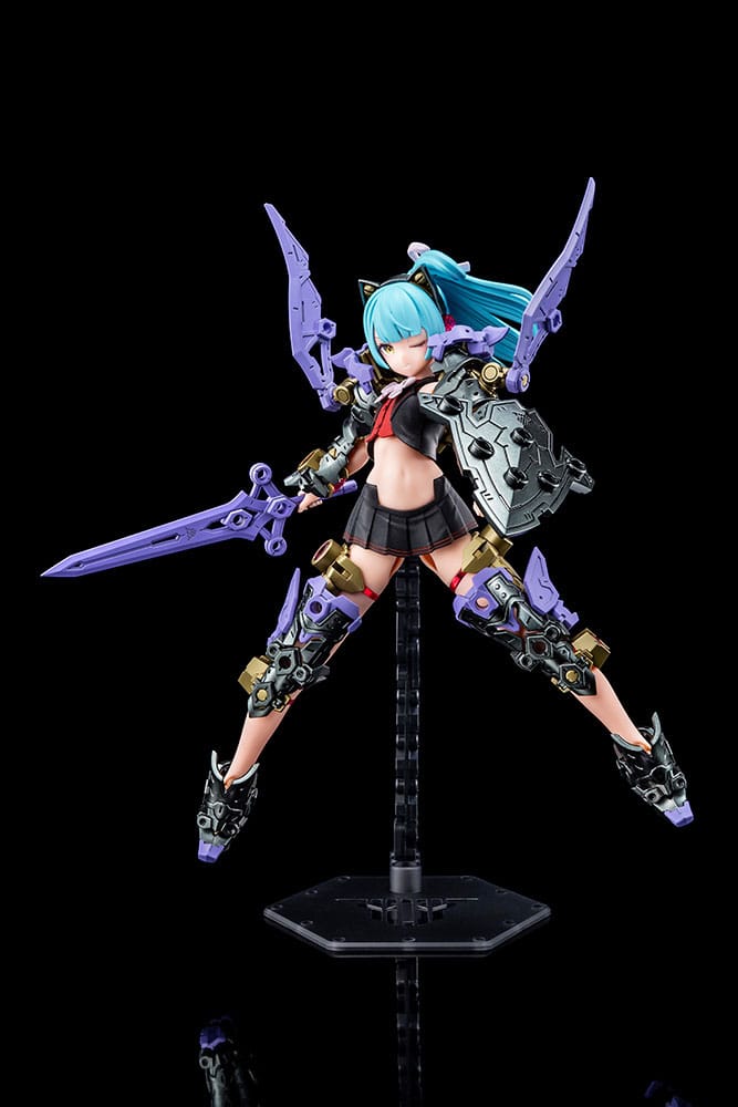 Megami Device Plastic Model Kit 1/1 Buster Doll Knight Darkness Claw 16 cm Figmas Yokina