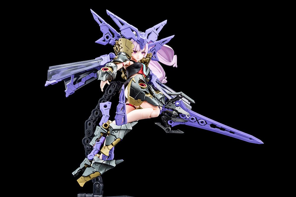 Megami Device Plastic Model Kit 1/1 Buster Doll Paladin Darkness Claw 17 cm Figmas Yokina