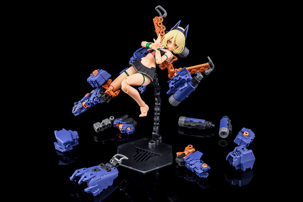Megami Device Plastic Model Kit 1/1 Buster Doll Tank Midnight Fang 17 cm Figmas Yokina