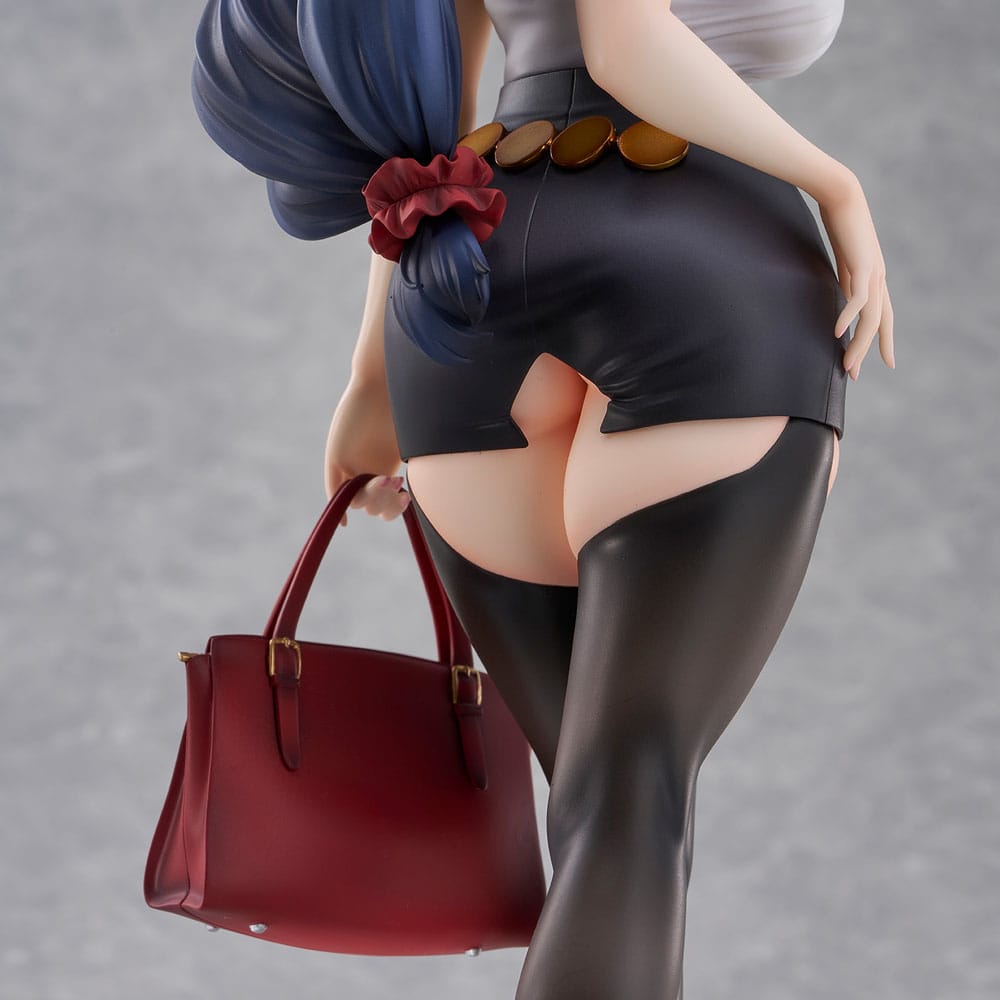 Original Character PVC Statue Yoshio Illustration "OL" 29 cm Scalefiguren Yokina