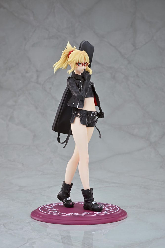 Red Saber (Mordred) Original Glasses Model Ver. PVC Statue 1/7 22 cm Fate/Apocrypha Scalefiguren Yokina