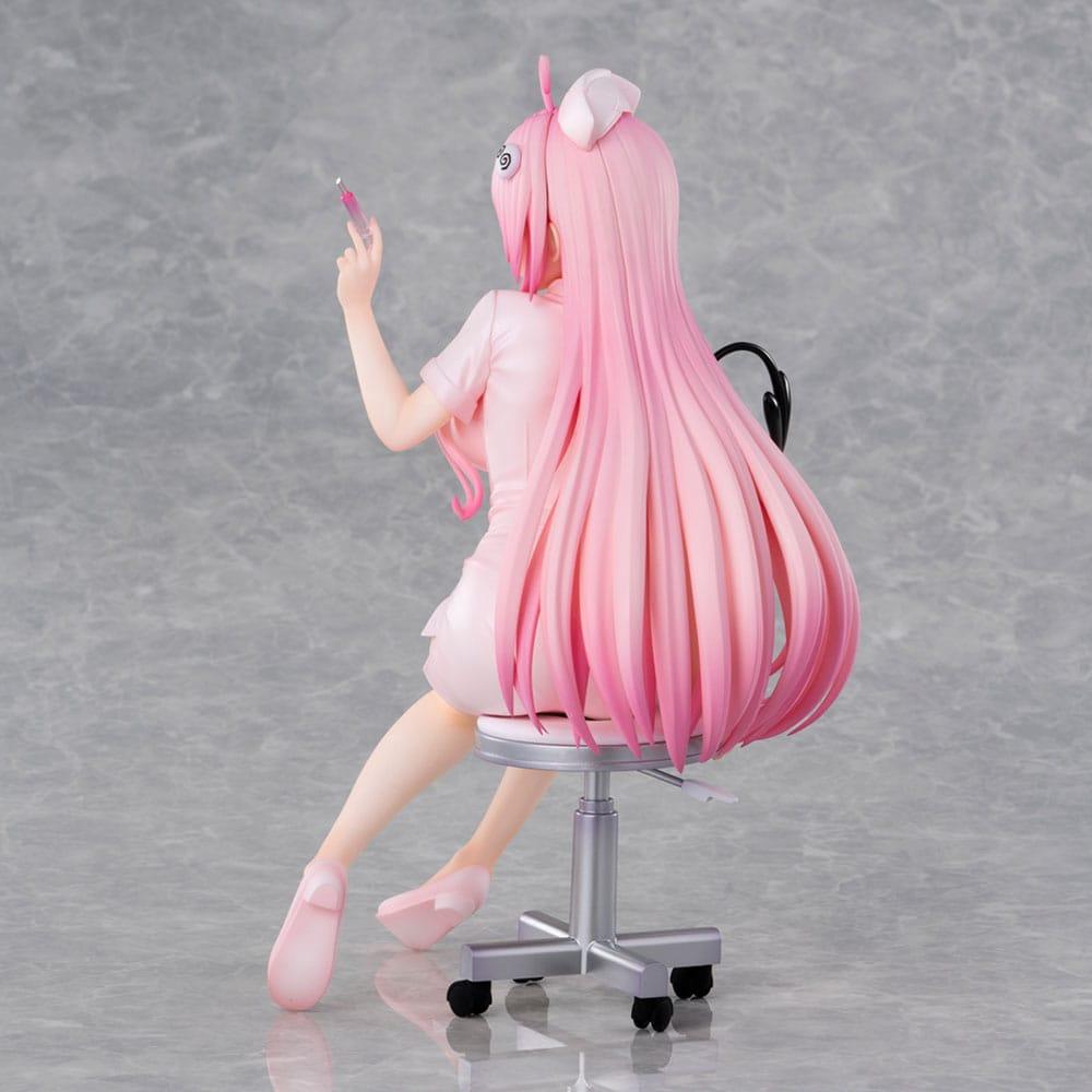 To Love-Ru Darkness Statue PVC Lara Satalin Deviluke Nurse Cos 26 cm Prizefiguren Yokina
