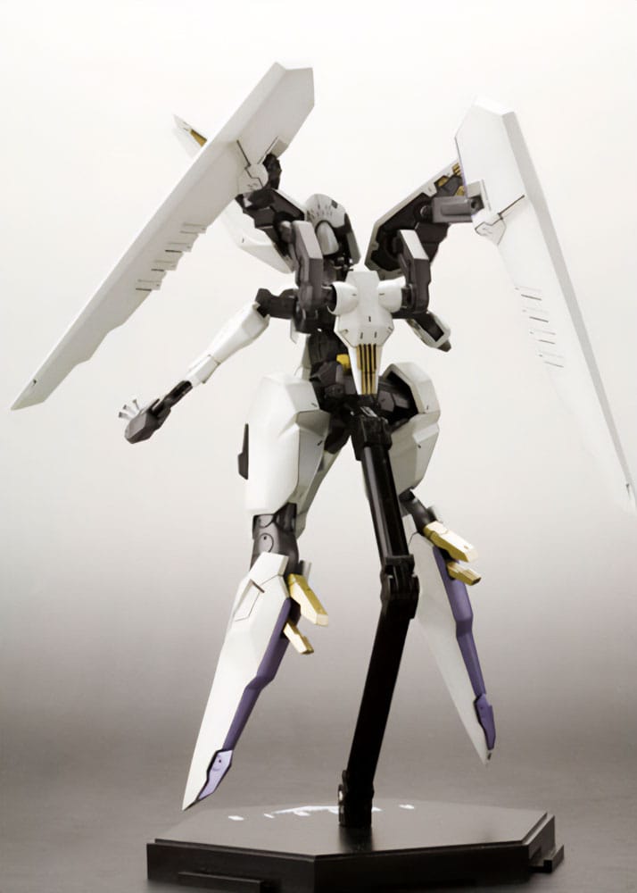 Zone of the Enders The 2nd Runner Plastic Model Kit Vic Viper 18 cm Figmas Yokina
