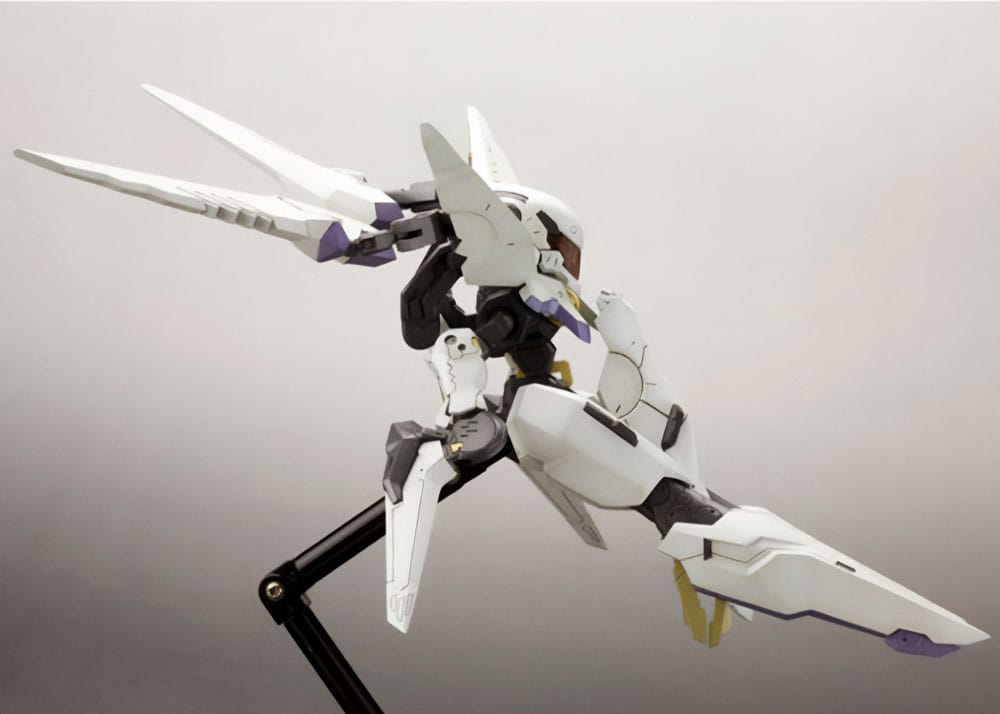 Zone of the Enders The 2nd Runner Plastic Model Kit Vic Viper 18 cm Figmas Yokina