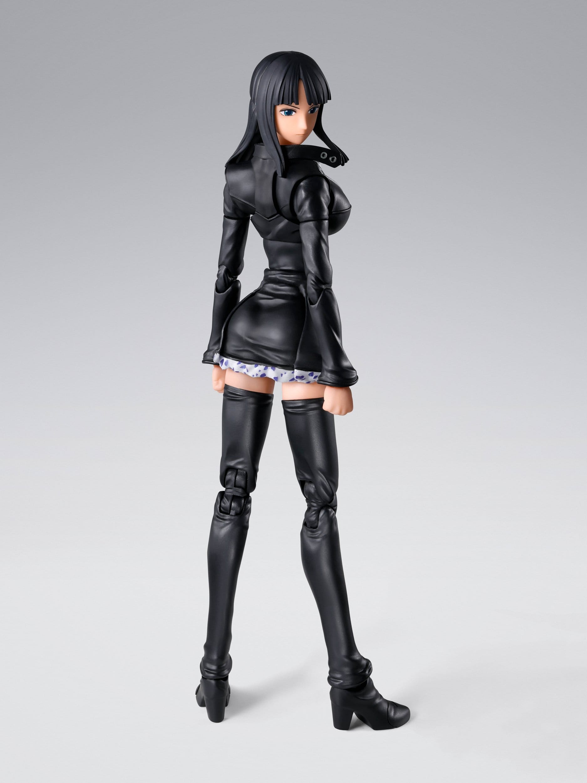 One Piece S.H. Figuarts Actionfigur Nico Robin - Enies Lobby - 16 cm