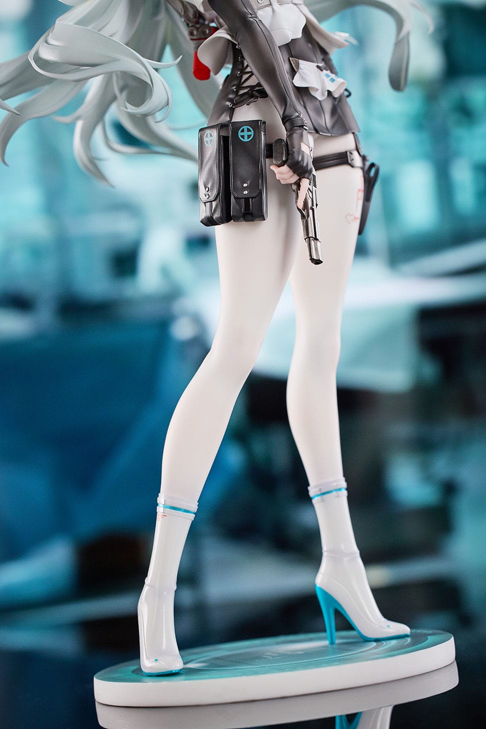 Girls' Frontline 2: Exilium Florence PVC Statue 1/6 Enchanting White Feather 26 cm Scalefiguren Yokina
