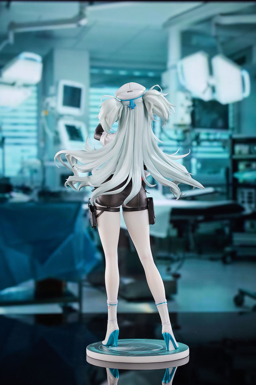 Girls' Frontline 2: Exilium Florence PVC Statue 1/6 Enchanting White Feather 26 cm Scalefiguren Yokina