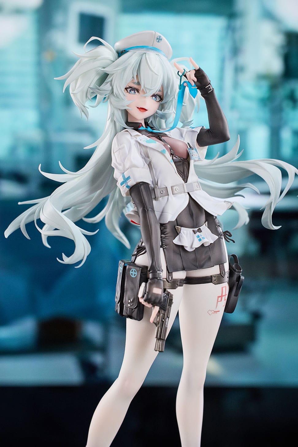 Girls' Frontline 2: Exilium Florence PVC Statue 1/6 Enchanting White Feather 26 cm Scalefiguren Yokina