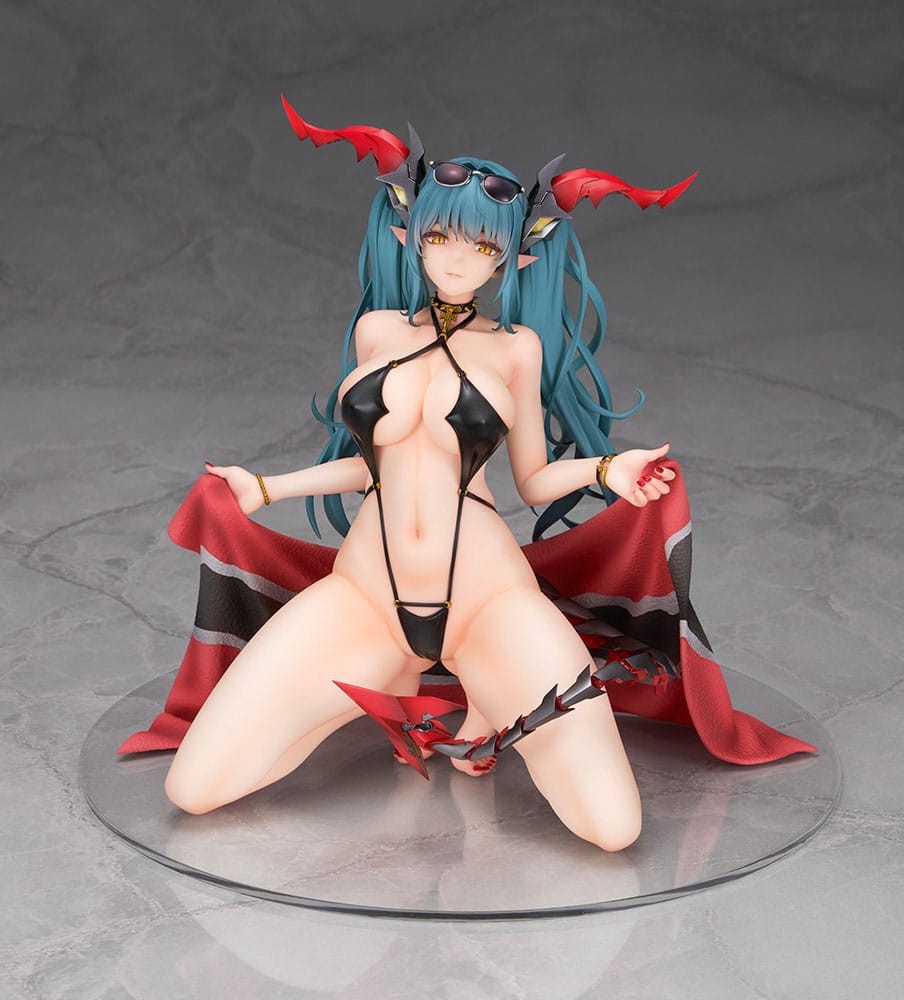 Azur Lane PVC Statue 1/7 Regensburg Dark Dragon and the Coast of Light Ver. 16 cm Scalefiguren Yokina