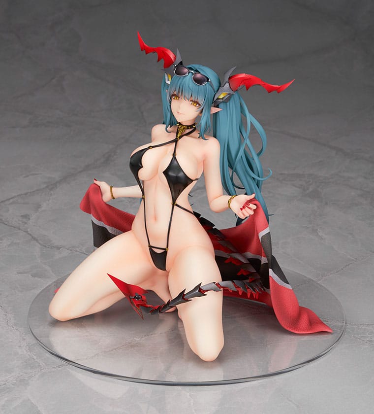 Azur Lane PVC Statue 1/7 Regensburg Dark Dragon and the Coast of Light Ver. 16 cm Scalefiguren Yokina