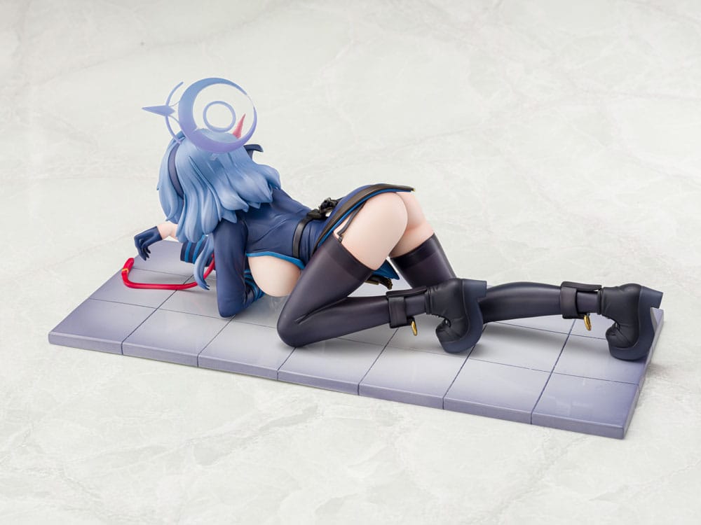Blue Archive PVC Statue 1/7 Ako Memorial Lobby Ver. 23 cm Scalefiguren Yokina
