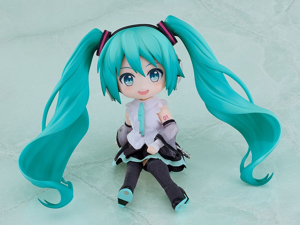 Piapro Characters Nendoroid Zubehör-Set für Nendoroid Doll Actionfiguren Outfit Set: Hatsune Miku NT Figurenzubehör Yokina