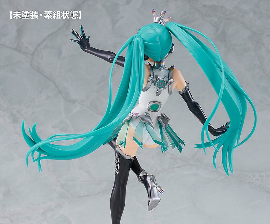 Hatsune Miku GT Project Plastic Model Kit Reincarnation Racing Miku: 2013 Ver. 19 cm Prizefiguren Yokina