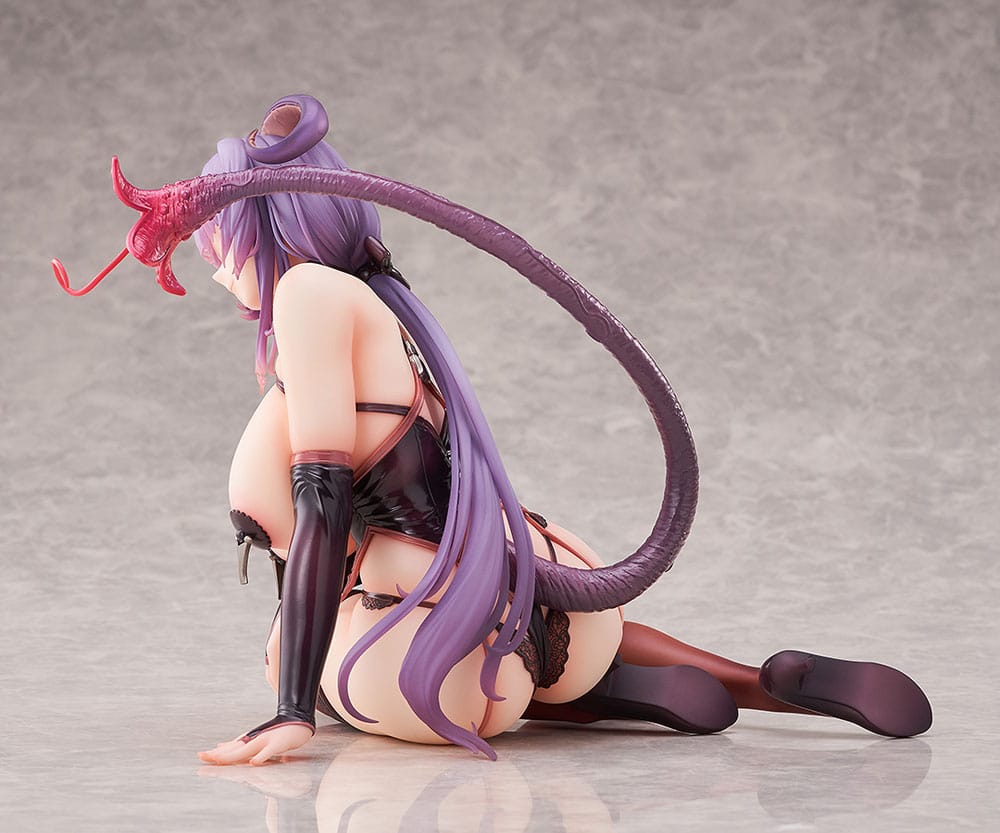 Succubus Homestay Statue 1/5 Sakuma Shiori 17 cm Hentai Yokina