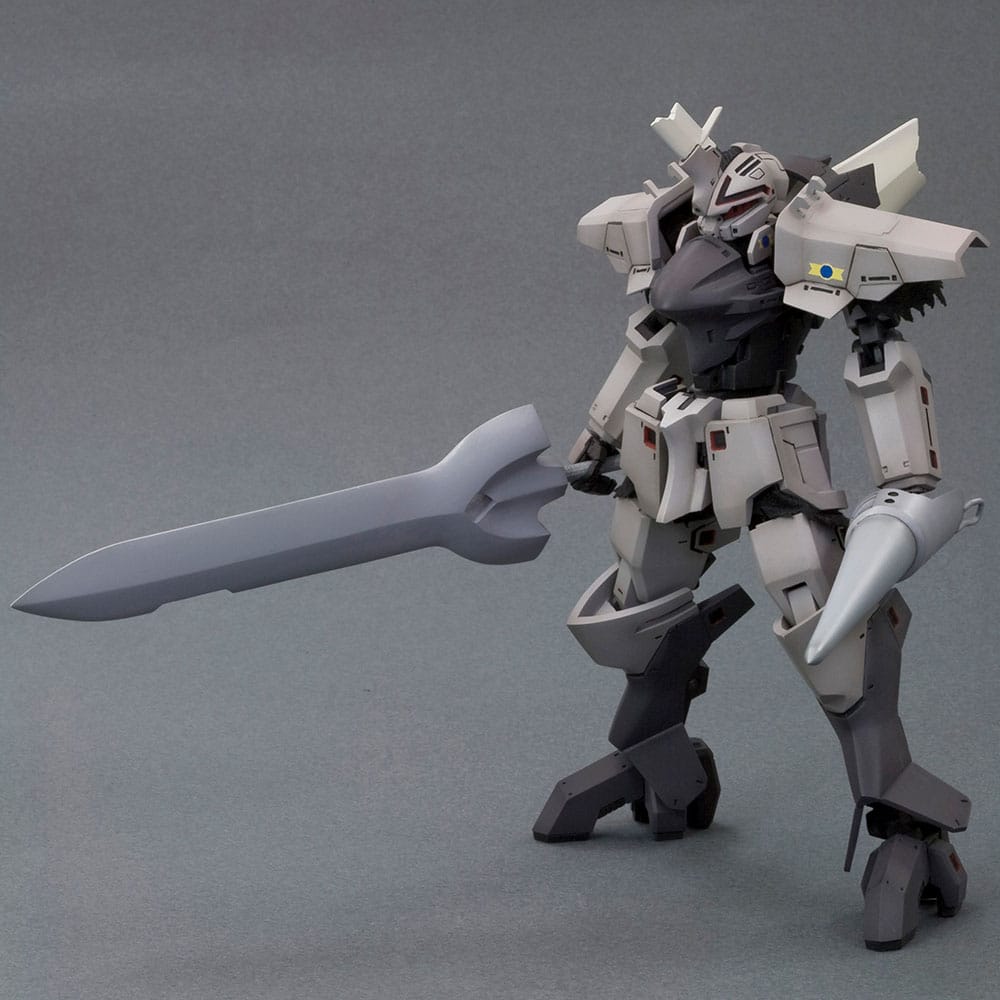 Broken Blade Plastic Model Kit 1/60 Delphine Renewal Ver. 17 cm Figmas Yokina