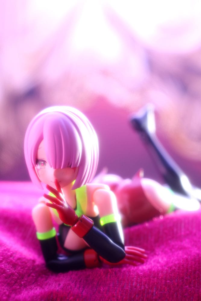 Megami Device Plastic Model Kit 1/1 Bullet Knights Executioner Hell Blaze 15 cm Figmas Yokina