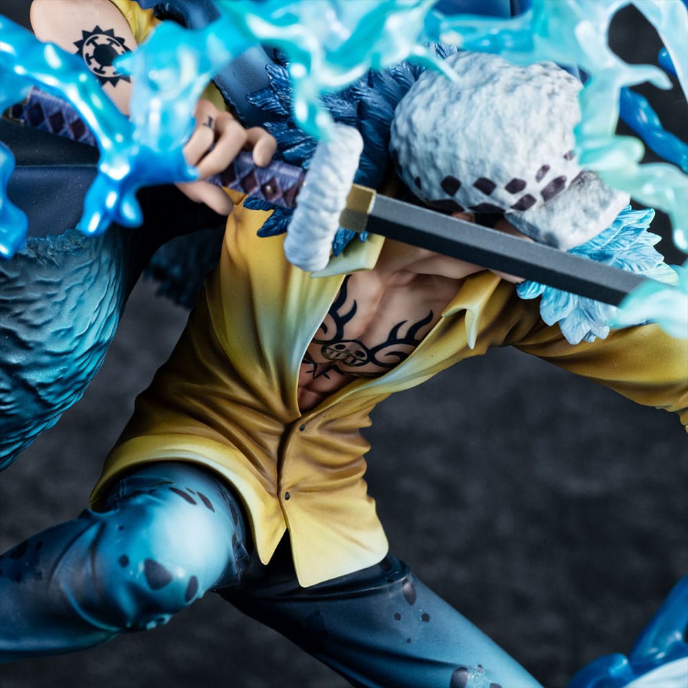 One Piece Portrait Of Pirates WA-MAXIMUM PVC Statue Trafalgar Law The Surgeon of Death Awaken Ver. 27 cm Prizefiguren Yokina