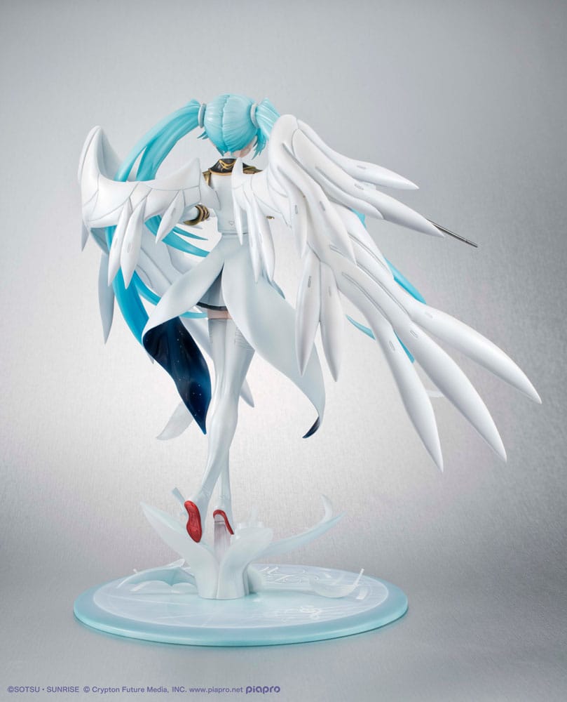 Mobile Suit Gundam x Hatsune Miku Lucrea PVC Statue Hatsune Miku x Wing Gundam Zero EW 45th Anniversary 27 cm Prizefiguren Yokina
