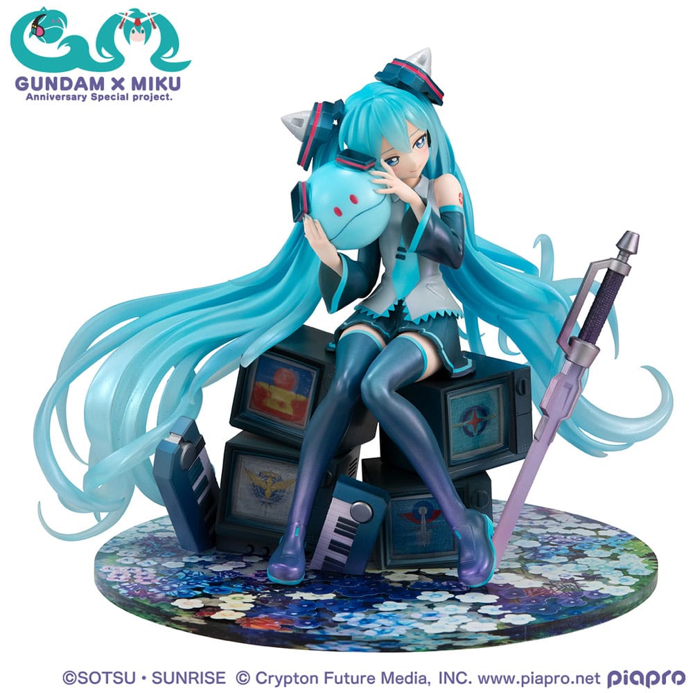 Mobile Suit Gundam x Hatsune Miku Lucrea PVC Statue Hatsune Miku x OO Gundam 45th Anniversary 17 cm Prizefiguren Yokina