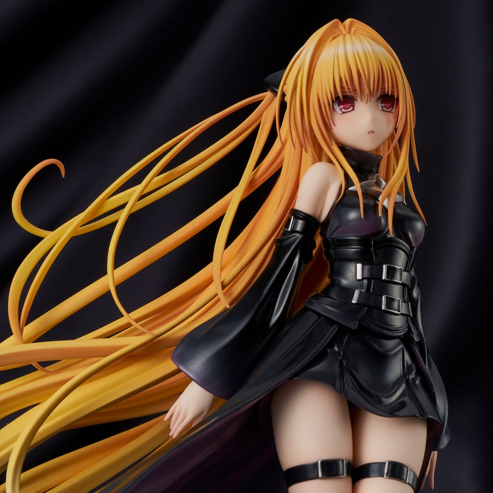 To Love-Ru Darkness PVC Statue 1/6 Golden Darkness Black Trance Version 20 cm Scalefiguren Yokina