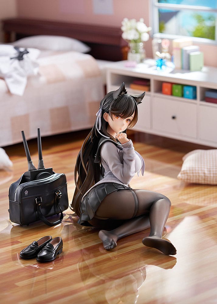 Azur Lane PVC Statue 1/7 Atago (School Traumerei) 13 cm Scalefiguren Yokina